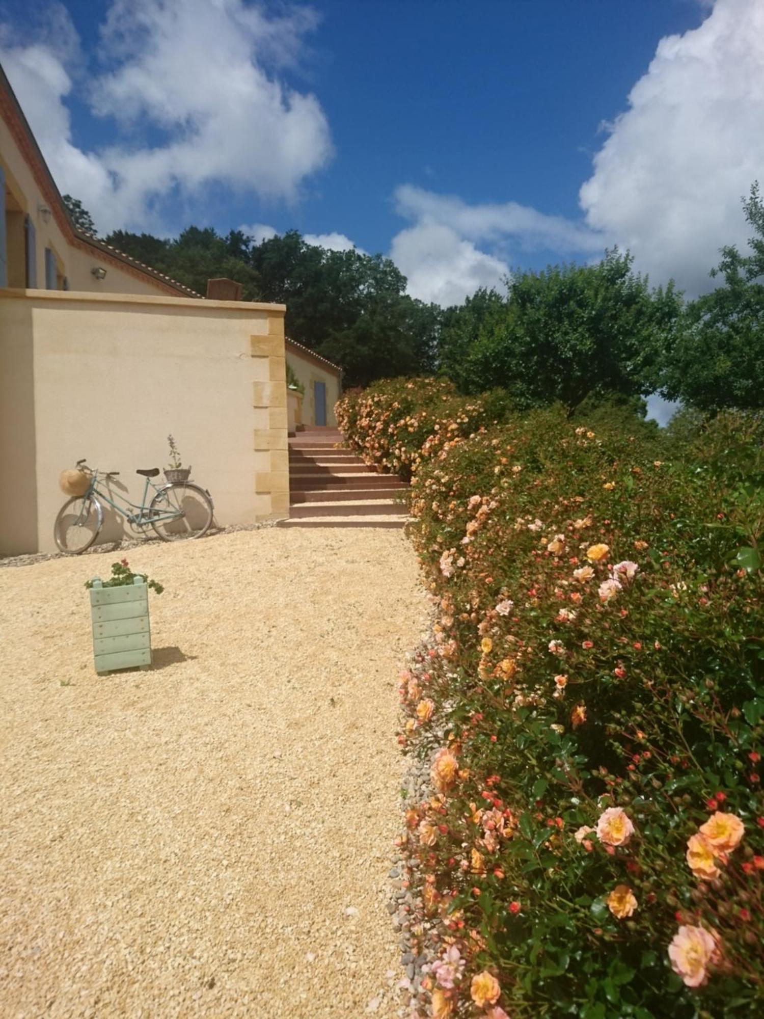 Chambre D'Hotes Les Bruyeres Cadouin Exterior photo